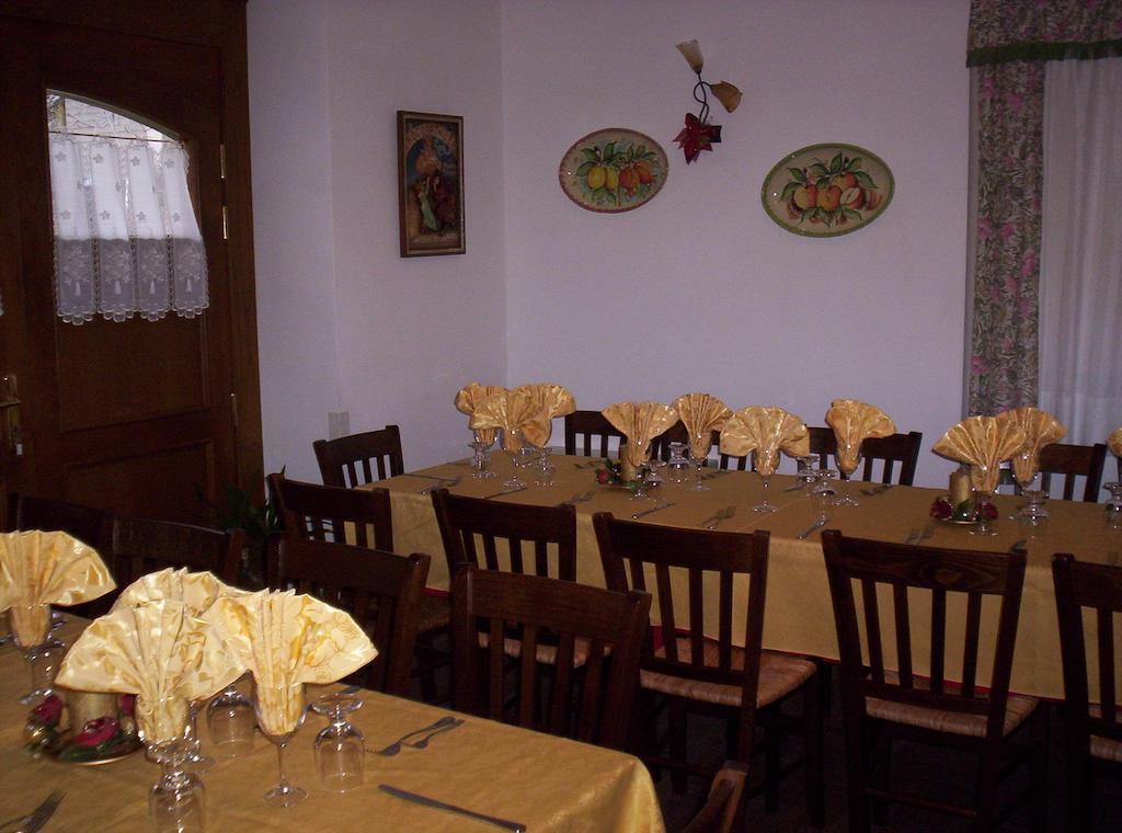Le Antiche Torri Bed & Breakfast Пескасероли Екстериор снимка