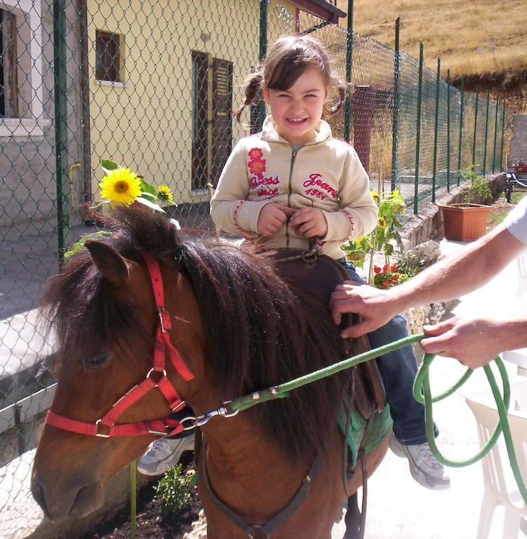 Le Antiche Torri Bed & Breakfast Пескасероли Екстериор снимка